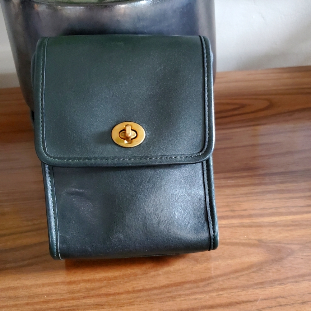 Vintage Coach Bottle Green scooter  Crossbody